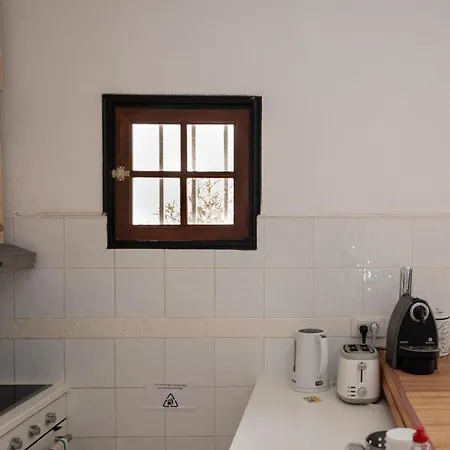 Apartment Carabelas 8, Next To The Sea And Amenities Costa Adeje (Tenerife)